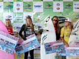 Pdio Feminino, Mormaii Pro Junior 2012, praia da Vila, Imbituba (SC). Foto- James Thisted : Divulgao Mormaii. 